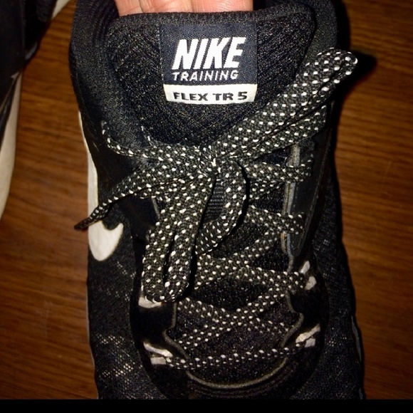 Running training shoes - Picture 6 of 6